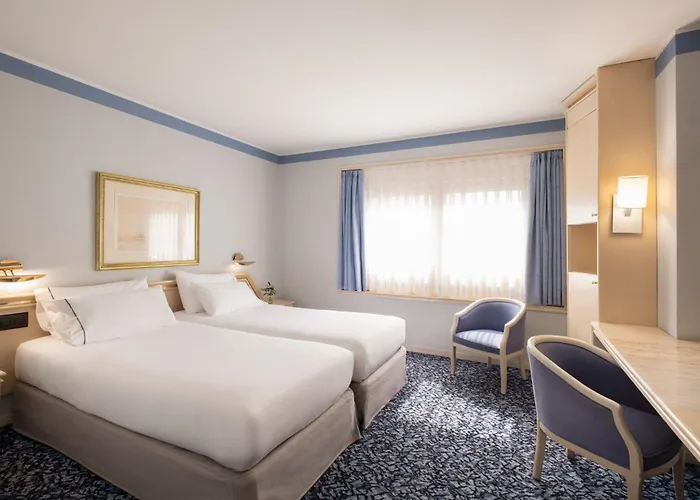 Exe Boston Отель