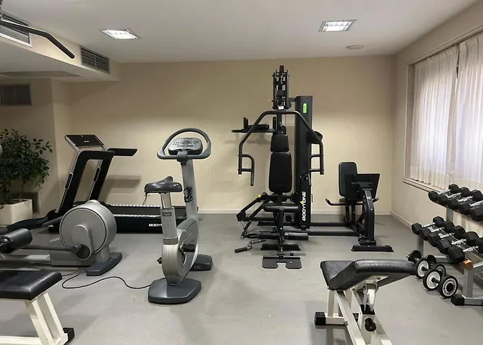 Отель Exe Boston 4*