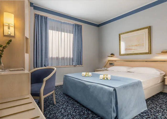 Exe Boston Отель 4*