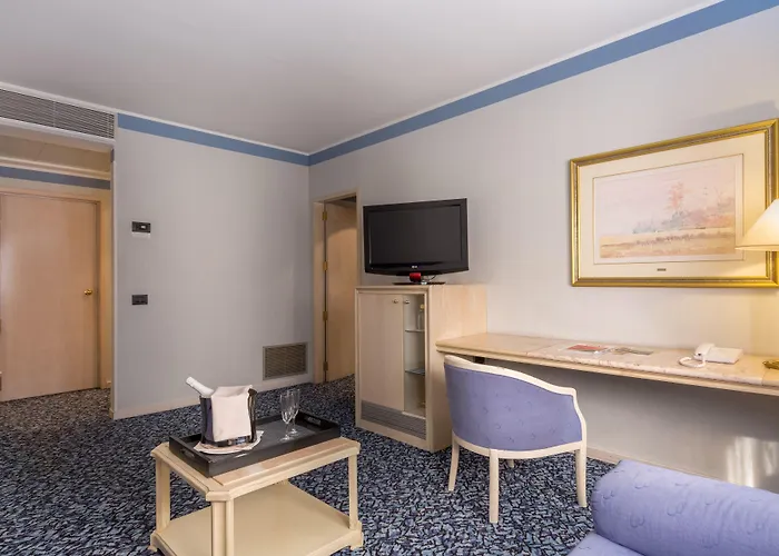 Exe Boston 4* Сарагоса