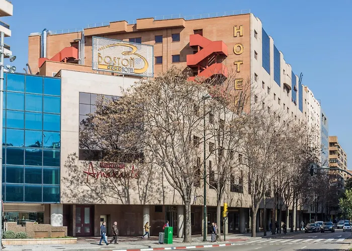 Отель Exe Boston 4*