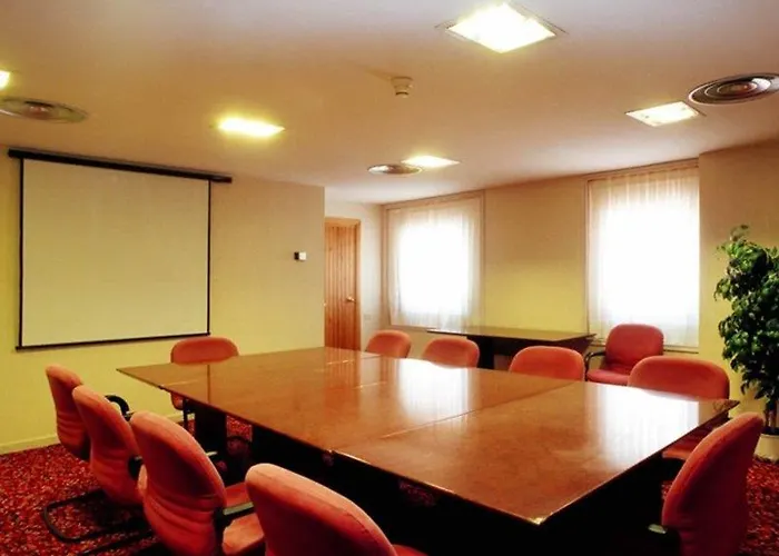 Exe Boston 4* Сарагоса