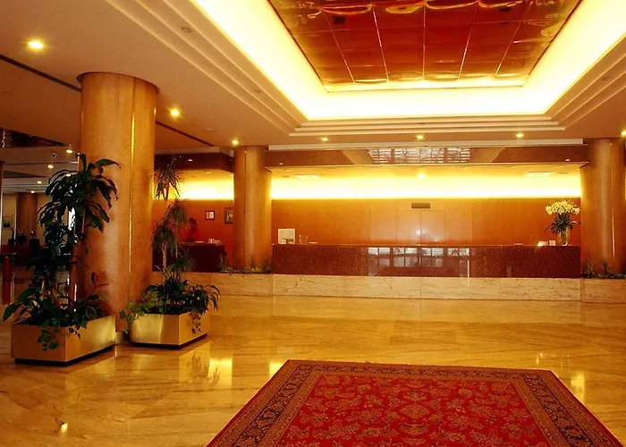 Отель Exe Boston